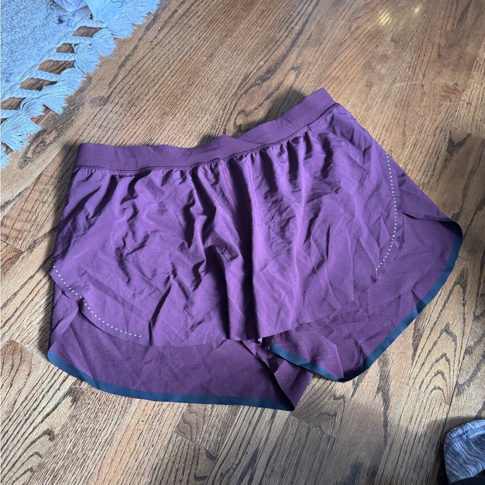 Lululemon maroon shorts